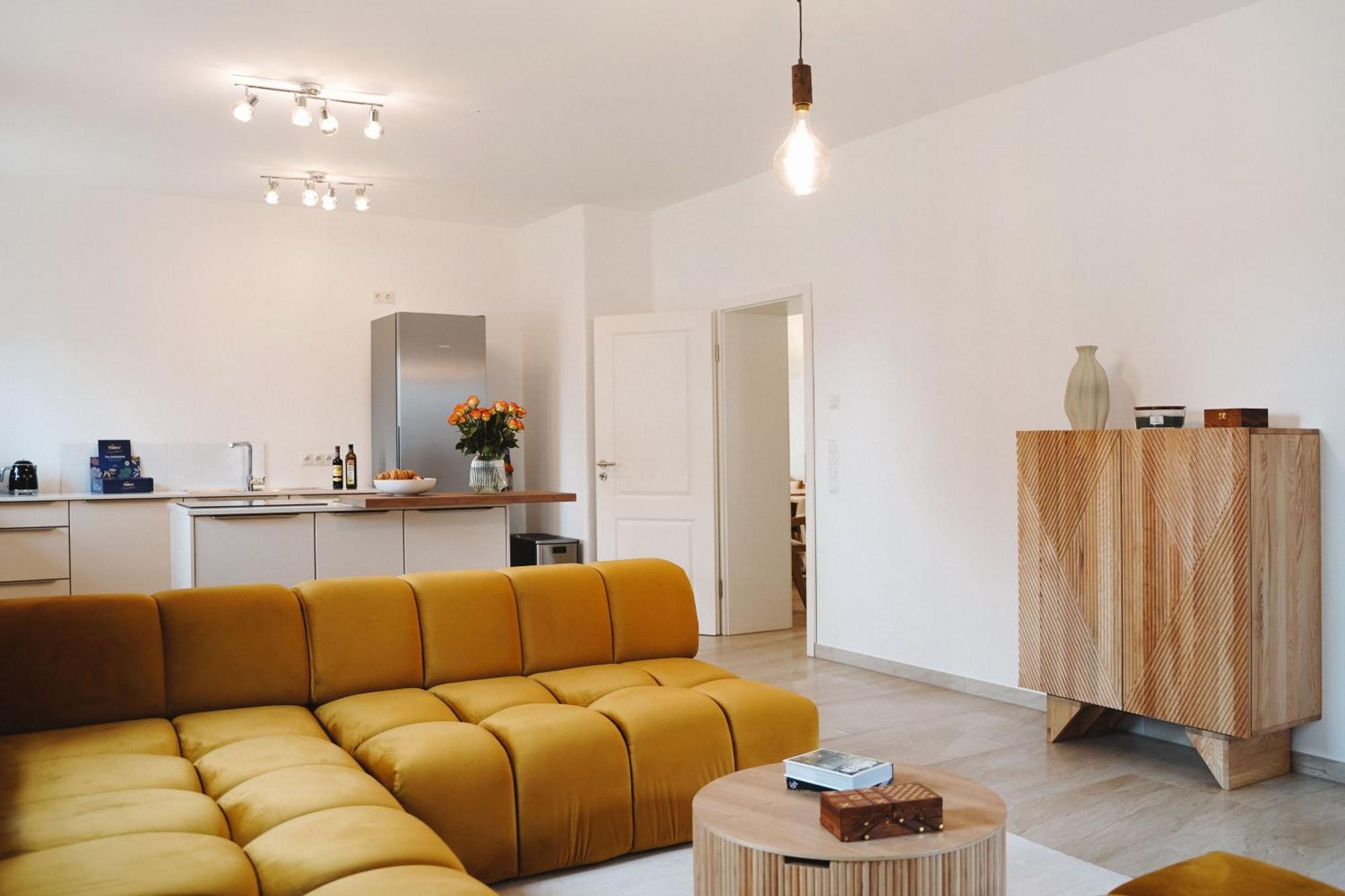 Black Horse Family Apartment - Barrierearm - Pfotenglueck - Familienzeit By Loewenherz Homes Stephanskirchen Buitenkant foto